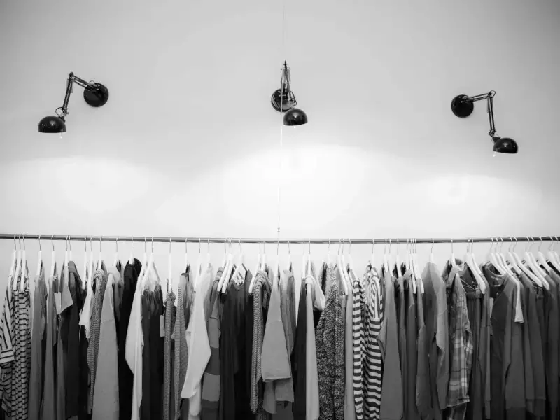 Защо текстилът се превръща в „новата пластмаса“ на замърсяването