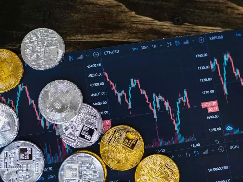 Биткойнът тръгна нагоре...