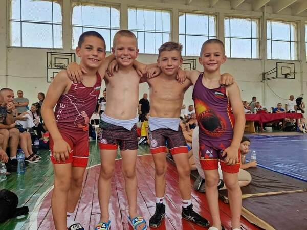 Самуил Иванов спечели бронзов медал на турнир по свободна борба в Стамболийски