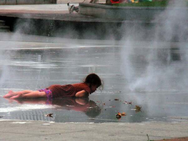 Топло начало на седмицата, възможни са градушки