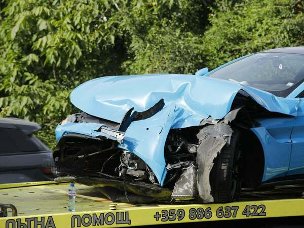 15-годишно момиче е ранено при преобръщане на автомобил край Тутракан