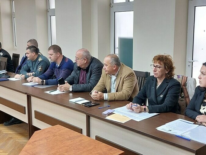 Подготовката за зимата е в ход