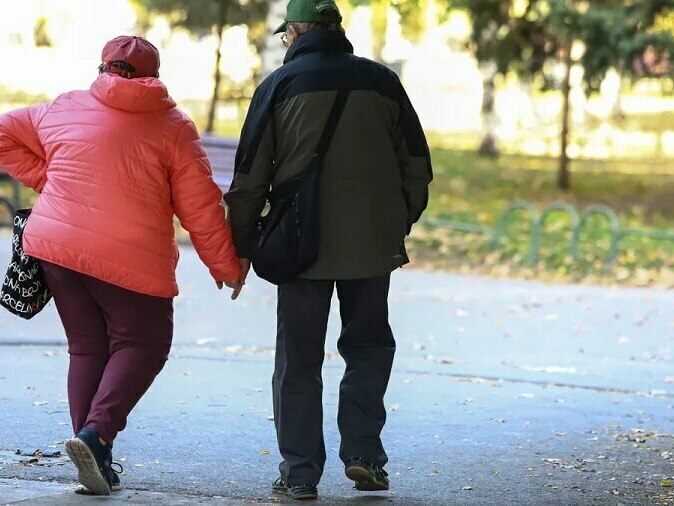 Изплащат пенсиите от петък