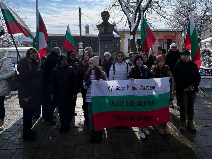 Поклон пред подвига на Левски