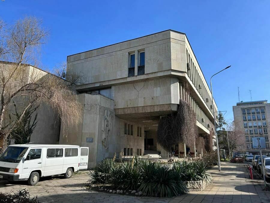 Нов облик за Младежкия дом в Силистра