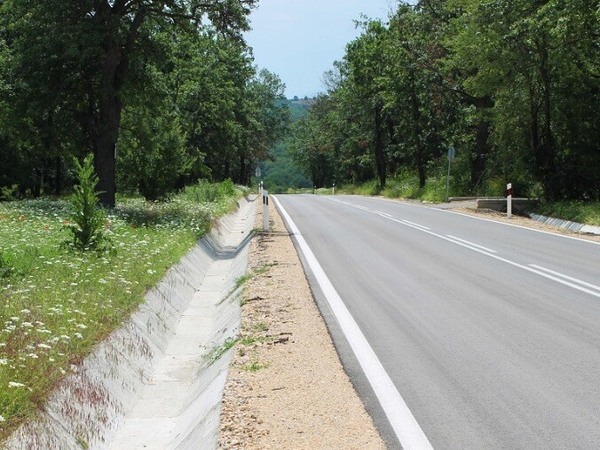 Търсят желаещи да ремонтират пътя Айдемир – Силистра – Калипетрово