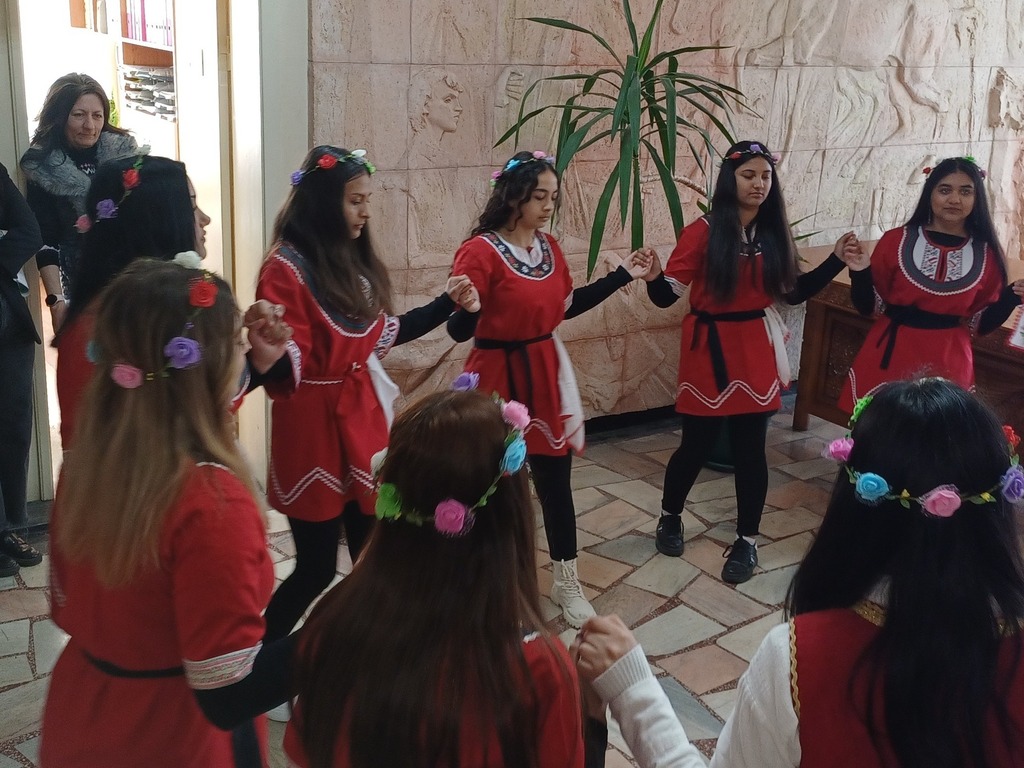 Лазарки огласиха Кайнарджа