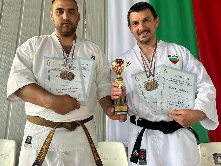 Полицаи от Силистра сред най-добрите каратисти