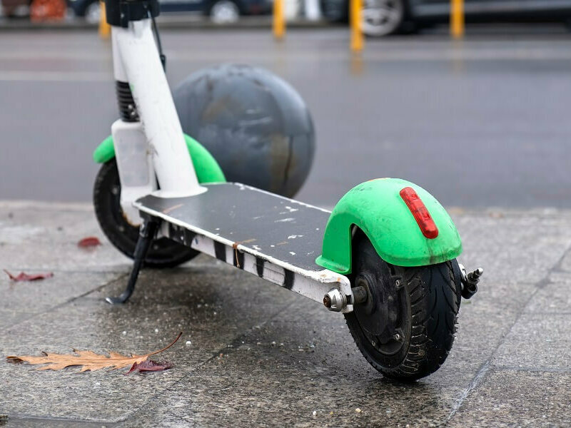 Трима тежко пострадали при инциденти с тротинетки