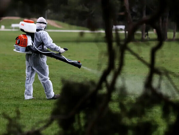 Пръскат срещу комари в община Главиница