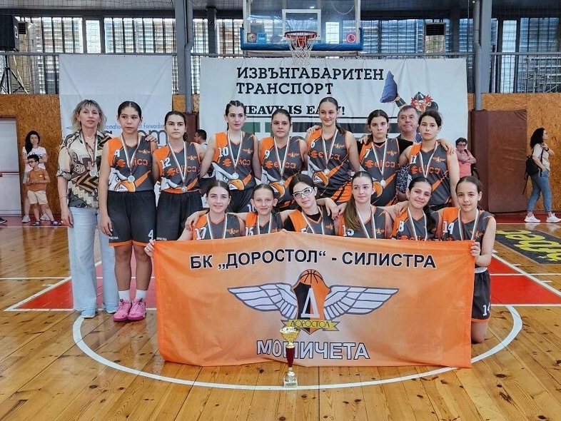 13-годишните баскетболистки – втори в страната
