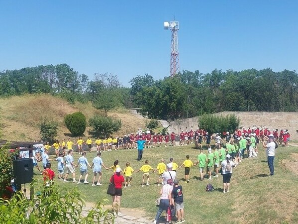 Деца от седем страни на танцов фестивал в Силистра