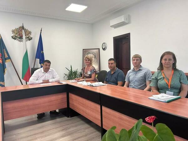 Младежи на практика в Община Силистра