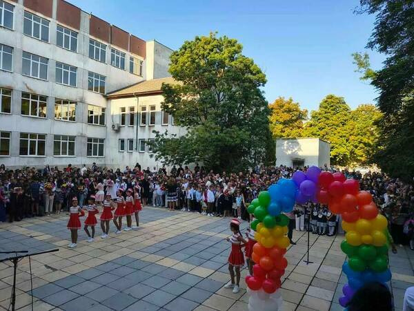 Над 9000 ученици през новата учебна година