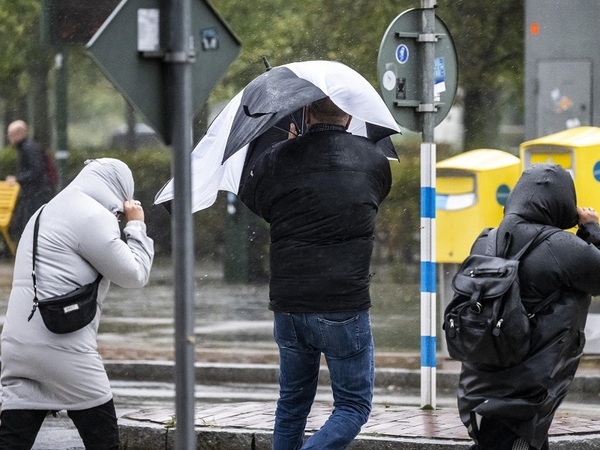 Очакват се още валежи, кодът вече е червен
