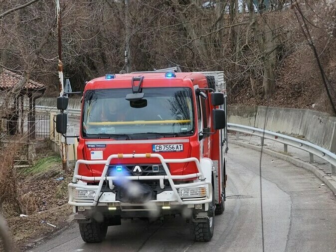 51-годишен с изгаряния след пожар