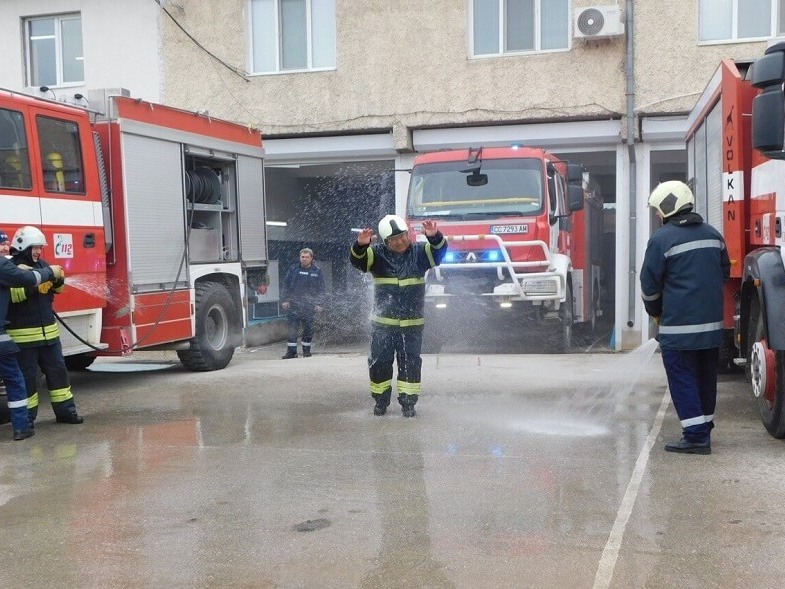 Последен работен ден за пожарникар с 33-годишен стаж