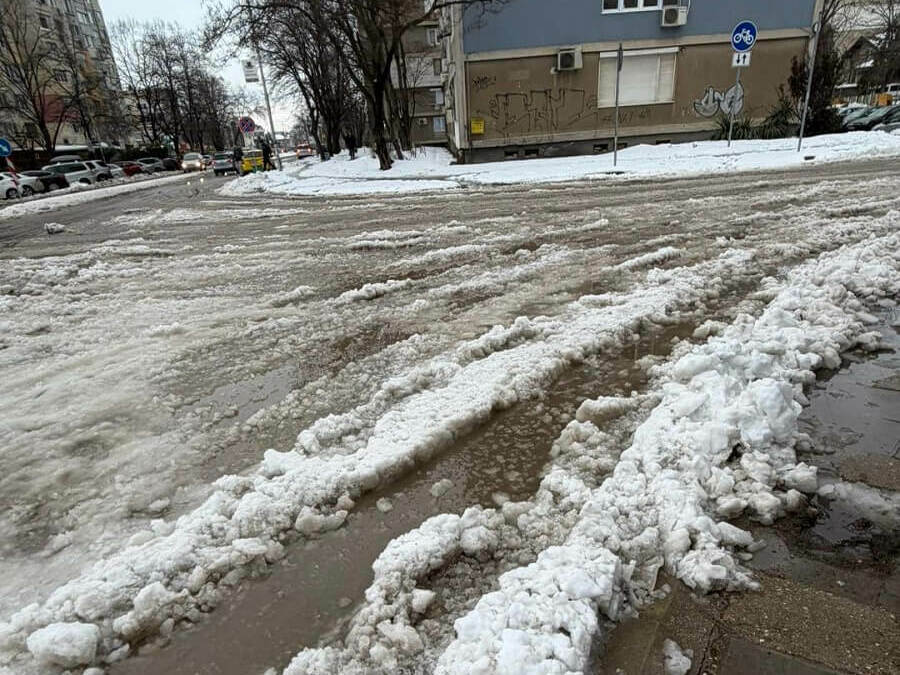 Глобяват снегопочистващата фирма на Силистра