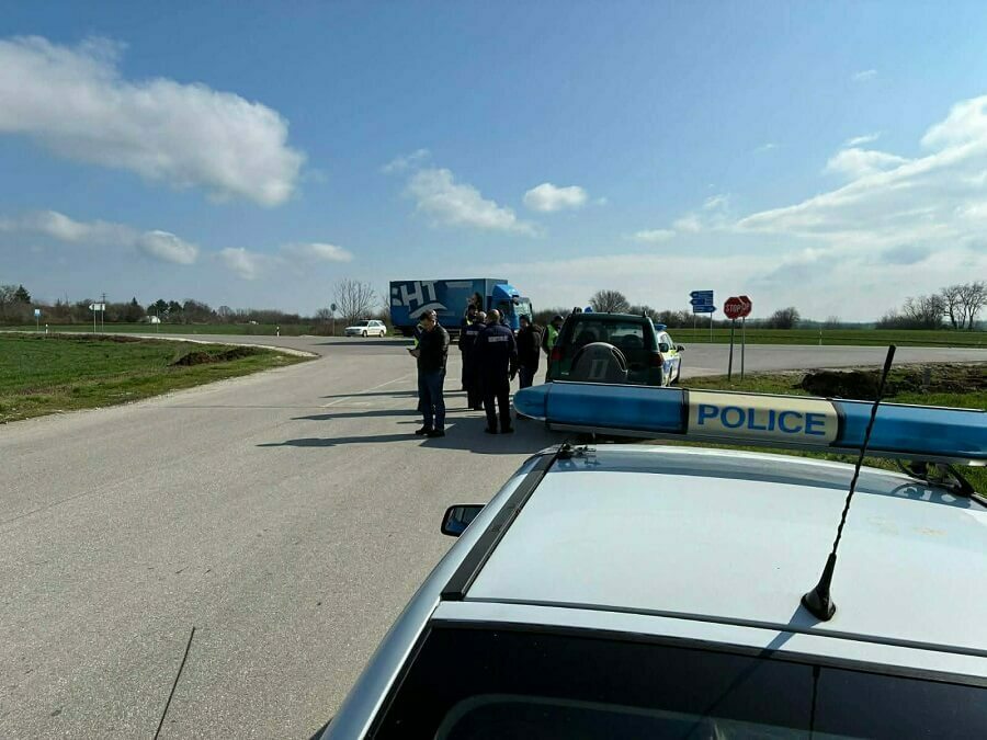 Двама задържани за изборни нарушения в Ситовско