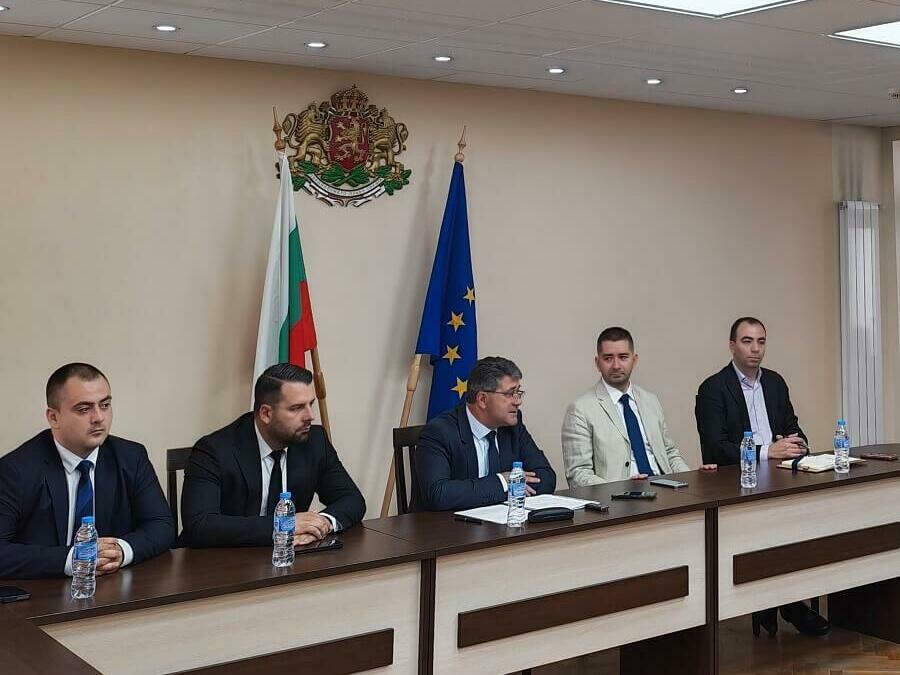 Приоритетите пред областния управител и депутатите
